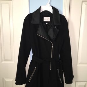 Black coat with asymmetrical faux leather collar